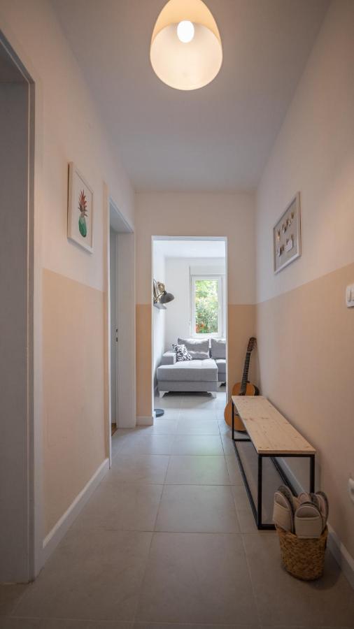 Cozy Apartment, 10 Minutes Walking Distance From The Old Town كوتور المظهر الخارجي الصورة